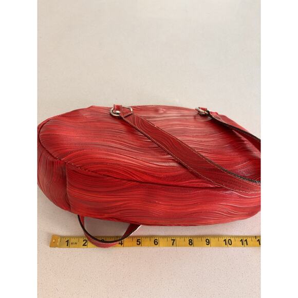 Abaco Paris Textured Oval Red Shoulder Bag - Picture 9 of 13